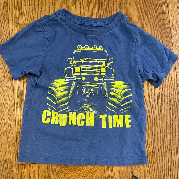 Lot of 4 2T T-shirts - Picture 5 of 6